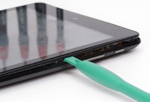 Öffnen des Tablets Trekstor SurfTab Xintron i7.0 zur Reparatur